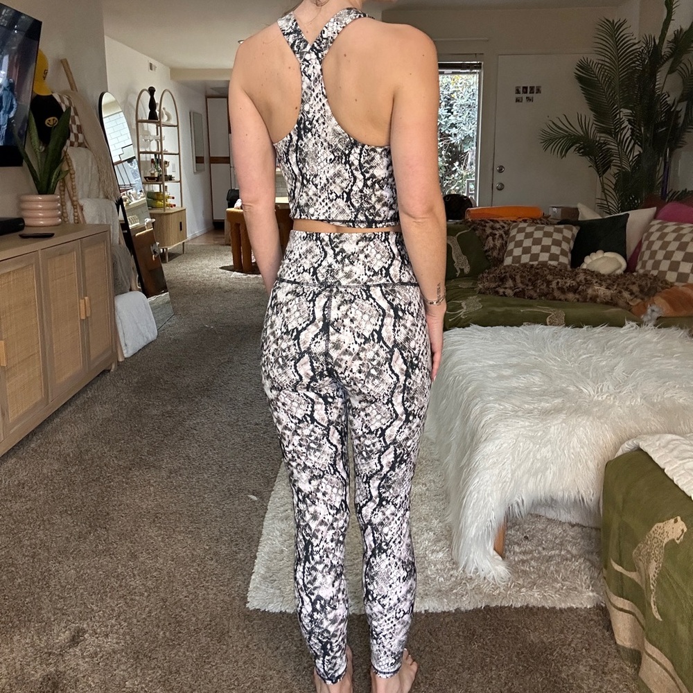 Snake print 2-Piece Workout Set Small
